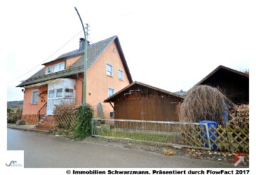 RESERVIERT! Gestalten Sie Ihr Eigenheim! Sanierungsbedürftiges Einfamilienhaus auf Hanggrundstück, 86494 Emersacker, Einfamilienhaus