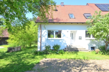 Einziehen, wohlfühlen und ankommen., 86502 Laugna, Reihenendhaus