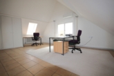 Schlafzimmer - Helle Dachgeschosswohnung in zentraler Lage!