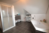 Badezimmer - Charmantes Einfamilienhaus mit großzügigem Garten – ideal für Familien!