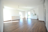 Schlafzimmer - Ihr neues Zuhause: Modern, hell und ideal für die Familie