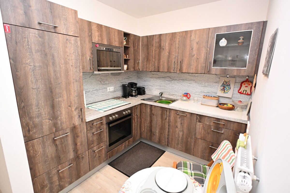 Moderne Holzküche