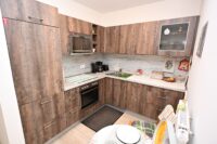 Moderne Holzküche