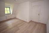 Schlafzimmer - Charmante 2-ZKB mit Balkon in ruhiger Lage in Welden!