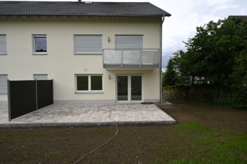 Erstbezug – Moderne 2-ZKB mit Terrasse und Garten in Emersacker!, 86494 Emersacker, Erdgeschosswohnung