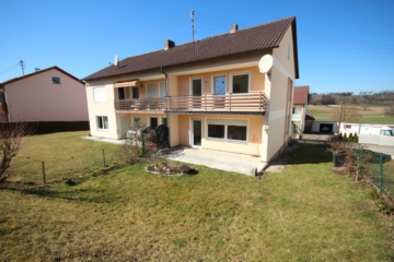 Stilvolle 5-Zimmer-Maisonette im Charakter einer Doppelhaushälfte, 86494 Emersacker, Maisonettewohnung