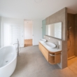 Badezimmer - Traumhaftes Penthaus ab 60+: Einzigartige Architektur trifft auf Luxus und Komfort