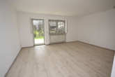 Wohnzimmer - Erdgeschosswohnung mit Gartenanteil in guter Lage – ideal für Selbstnutzer oder Kapitalanleger!